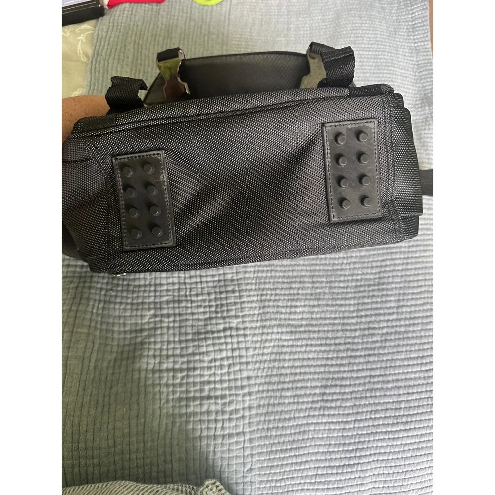 Nikon Camera Bag 17001 Digital SLR Deluxe Case Black Ballistic Nylon